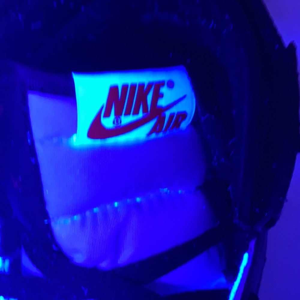 Jordan 1 Travis Scott
